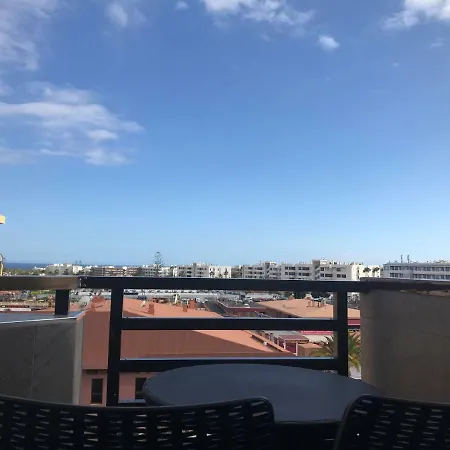Right Next To C.c Yumbo * Playa del Ingles (Gran Canaria)
