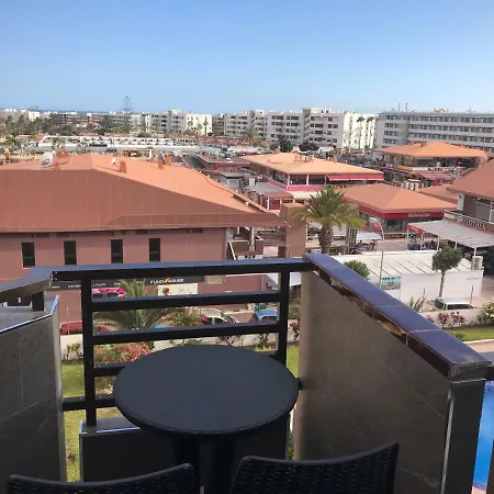 Right Next To C.c Yumbo * Playa del Ingles (Gran Canaria)